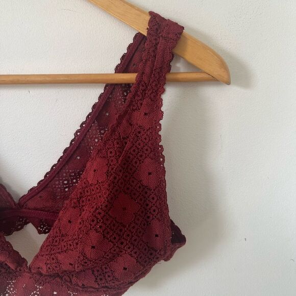 Aerie Berry Red Pointelle Pullover Bralette - Picture 4 of 4